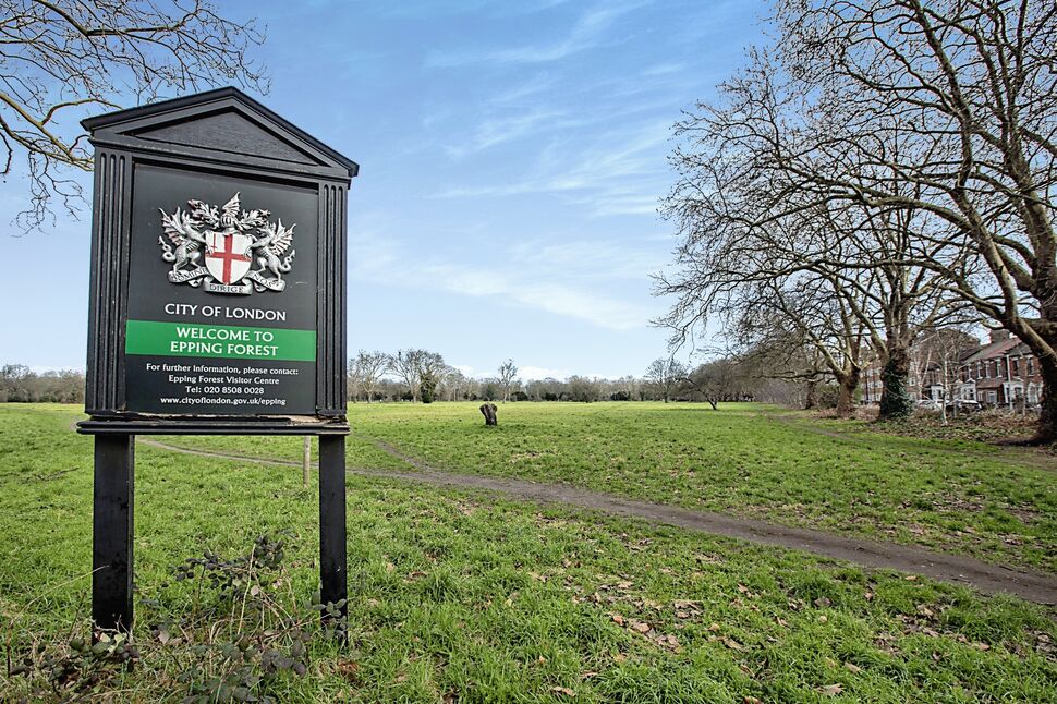 3 bedroom Mid Terrace House for sale, Forest View Road, London, E12 £560,000