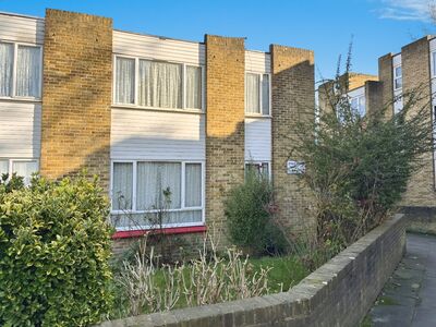 Philip Street, 4 bedroom End Terrace House for sale, £450,000