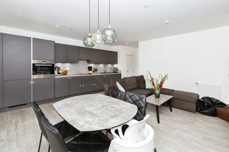 Shipbuilding Way, 3 bedroom  Flat for sale, £500,000