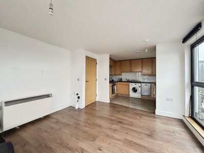 2 bedroom  Flat for sale
