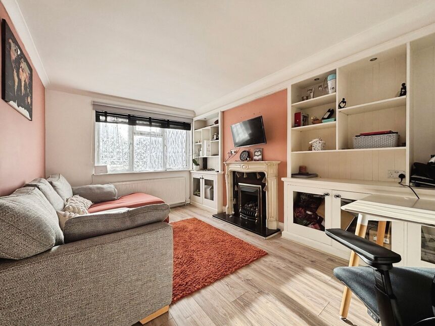 2 bedroom  Flat for sale