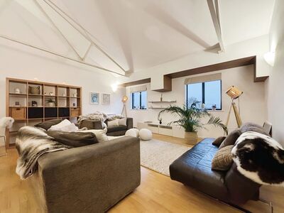 Jedburgh Road, 1 bedroom  Flat for sale, £310,000