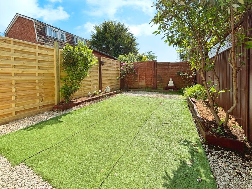4 bedroom Mid Terrace House for sale, Young Road, London, E16 £490,000