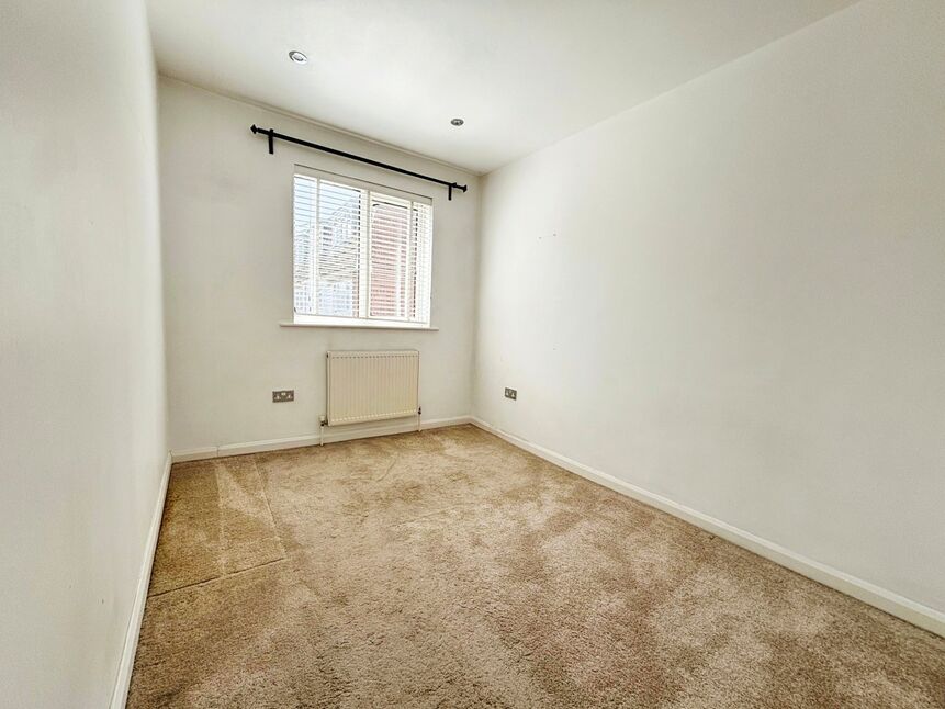 4 bedroom Mid Terrace House for sale, Young Road, London, E16 £490,000
