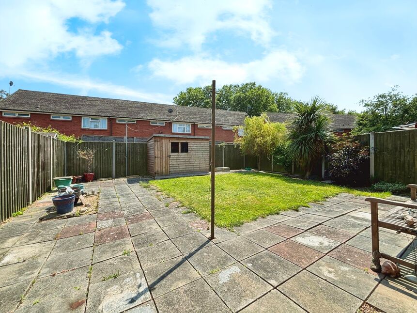 3 bedroom End Terrace House for sale, South Molton Road, London, E16