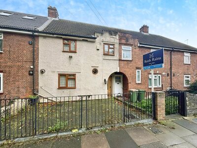 Jenkins Road, 4 bedroom Mid Terrace House to rent, &pound;2,400 pcm