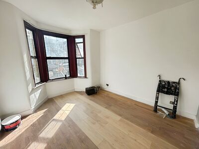 Westwood Road, 4 bedroom Mid Terrace House to rent, £2,600 pcm
