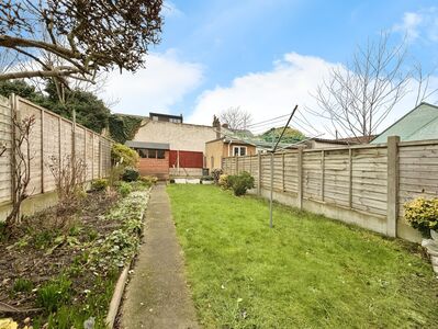 Chesterford Road, 3 bedroom Mid Terrace House for sale, £475,000