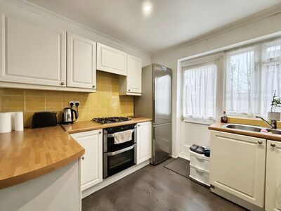 Cumberland Road, 3 bedroom Mid Terrace House for sale, £500,000