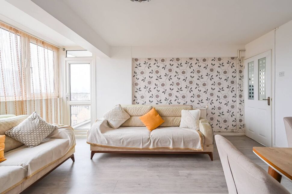 Main image of 2 bedroom  Flat to rent, Beaconsfield Road, London, E16