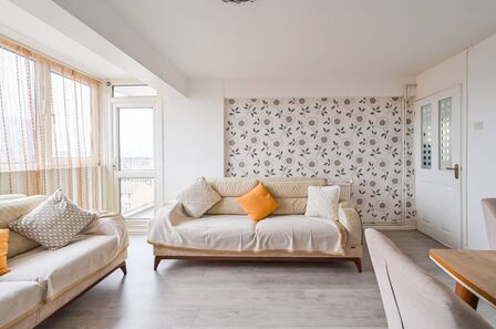 2 bedroom  Flat to rent