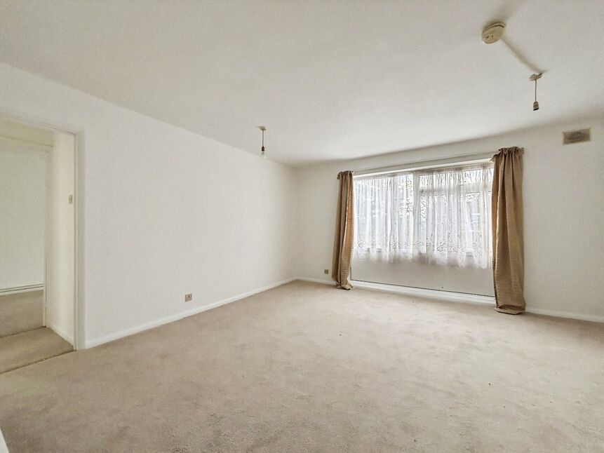 Main image of 2 bedroom Flat for sale, Pawsey Close, London, E13