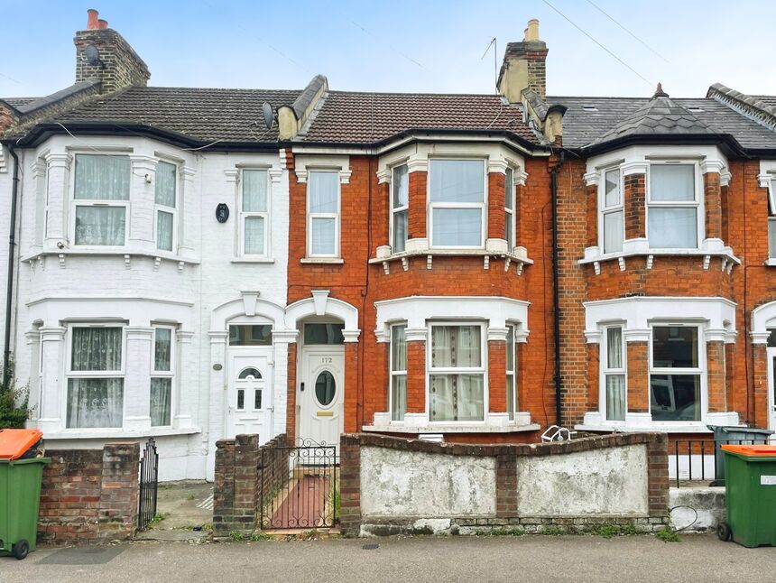 Main image of 4 bedroom Mid Terrace House to rent, Shakespeare Crescent, London, E12