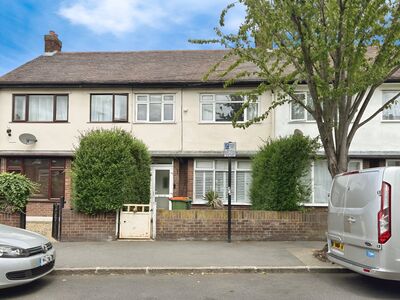 Corporation Street, 3 bedroom Mid Terrace House for sale, £575,000