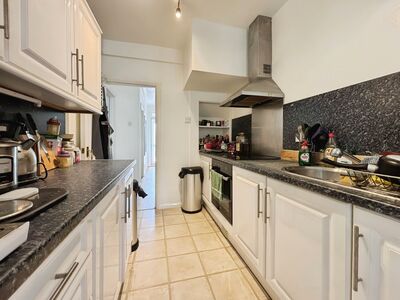 Corporation Street, 3 bedroom Mid Terrace House for sale, £550,000