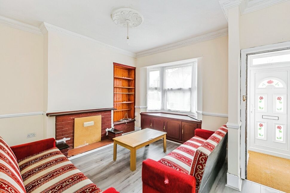 Main image of 4 bedroom Mid Terrace House to rent, Boundary Road, London, E13