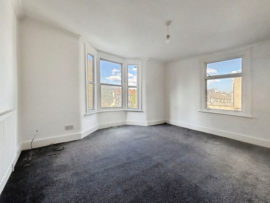 Main image of 2 bedroom Flat for sale, Chadwin Road, London, E13