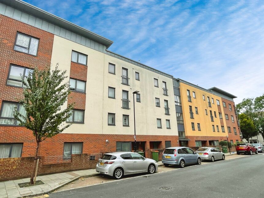 Main image of 2 bedroom Flat to rent, Stratford Road, London, E13