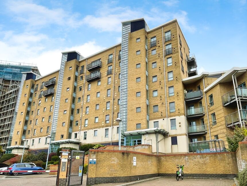 Main image of 2 bedroom Flat to rent, Hanover Avenue, London, E16