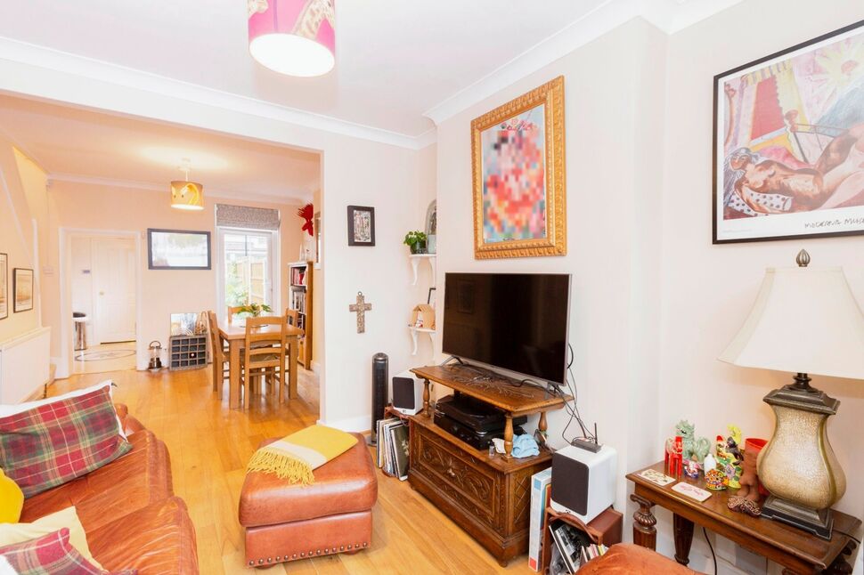 2 bedroom End Terrace House for sale