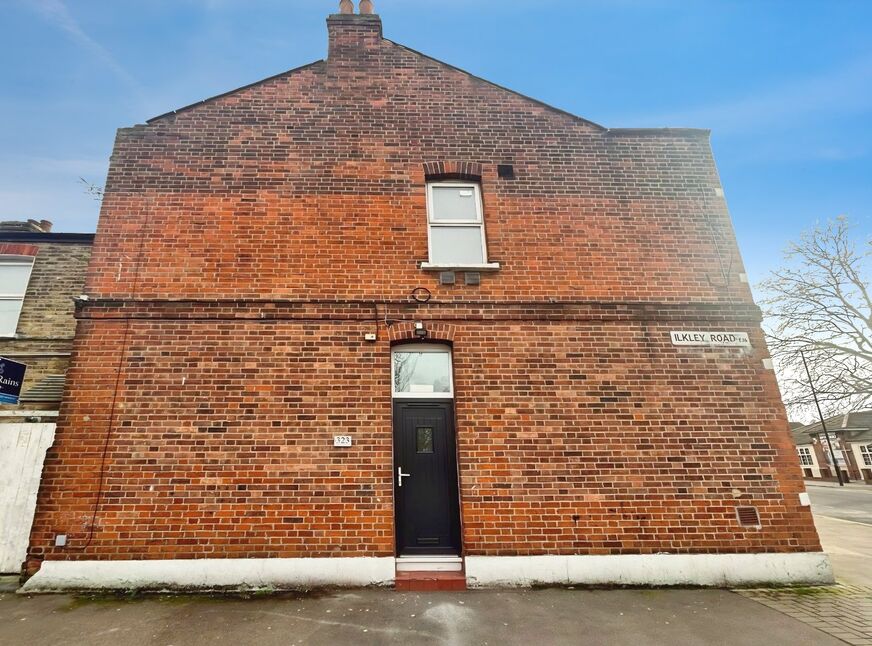 Main image of 5 bedroom End Terrace House to rent, Prince Regent Lane, London, E16