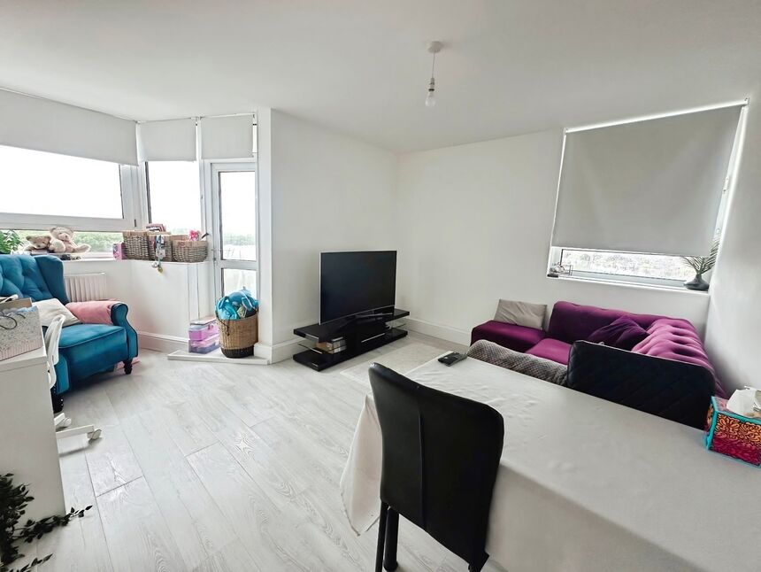 Main image of 1 bedroom Flat for sale, London Road, London, E13