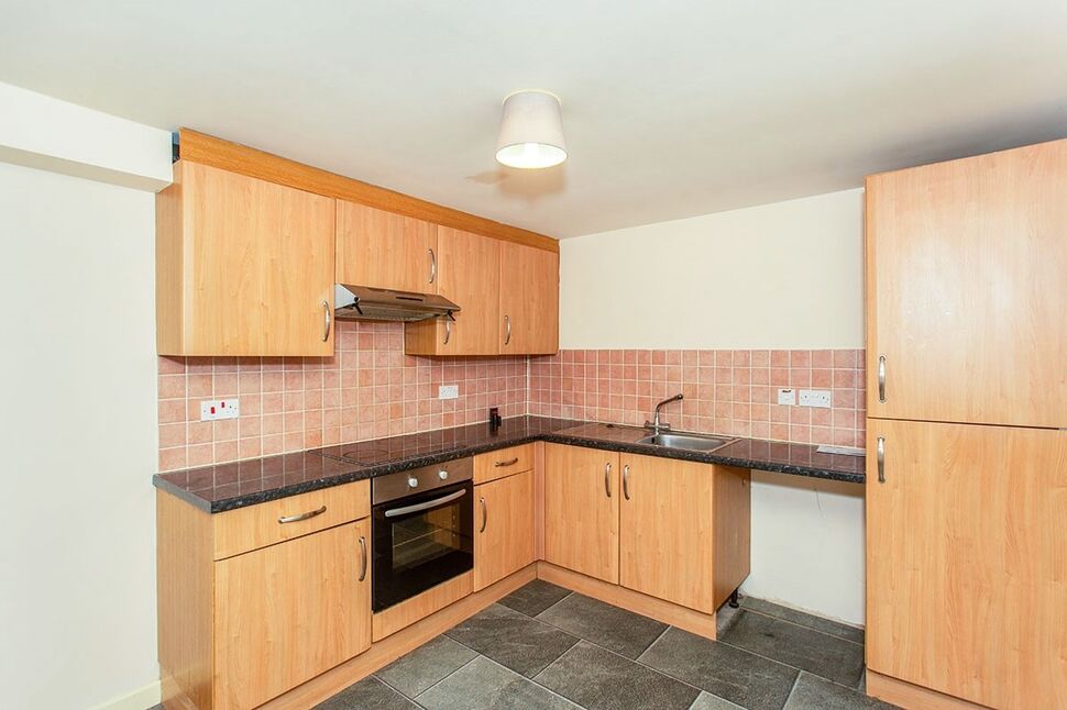 Open Plan Kitchen / Living