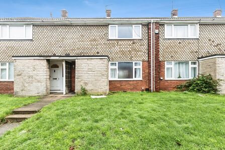 2 bedroom Mid Terrace House for sale