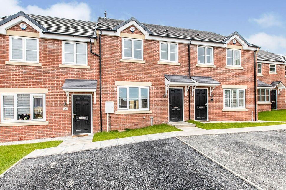 Main image of 3 bedroom Mid Terrace House to rent, Longworth Road, Hemsworth, West Yorkshire, WF9