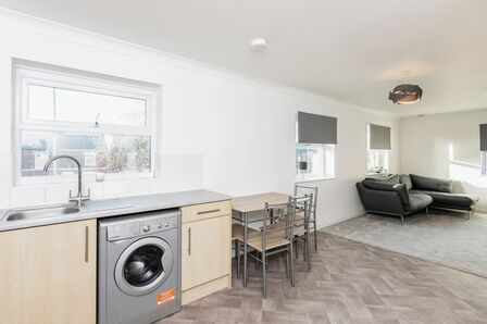 Wentworth Mews, 2 bedroom  Flat to rent, £750 pcm