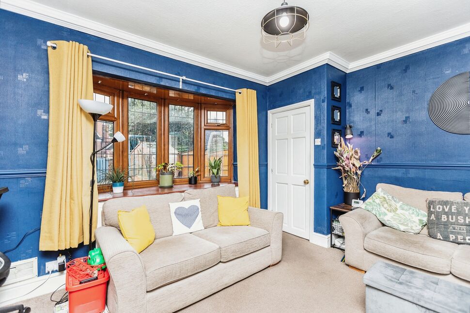 4 bedroom Mid Terrace Property for sale, Carleton Road, Pontefract, WF8 £165,000