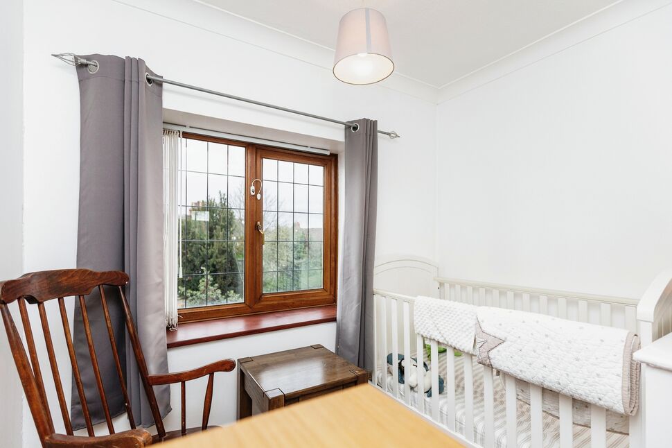 4 bedroom Mid Terrace Property for sale, Carleton Road, Pontefract, WF8 £165,000