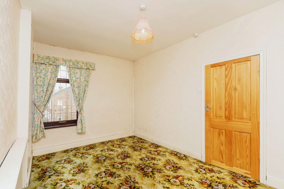 2 bedroom Mid Terrace House for sale, Primrose Vale, Knottingley, WF11