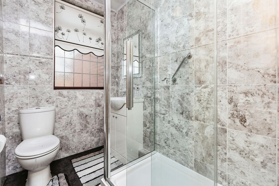 2 bedroom Mid Terrace House for sale, Primrose Vale, Knottingley, WF11