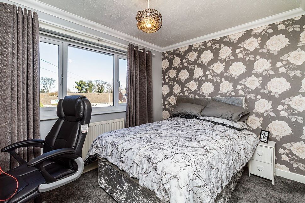 2 bedroom Mid Terrace House for sale, Hill Top Mews, Knottingley, WF11