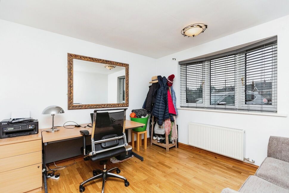 4 bedroom Semi Detached House for sale, Pendennis Avenue, South Elmsall