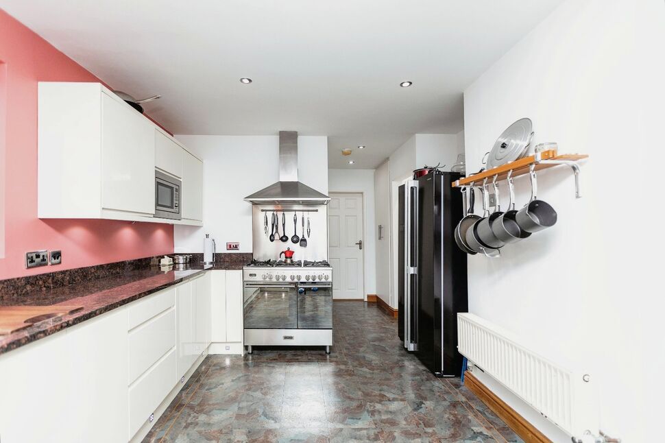 4 bedroom Semi Detached House for sale, Pendennis Avenue, South Elmsall