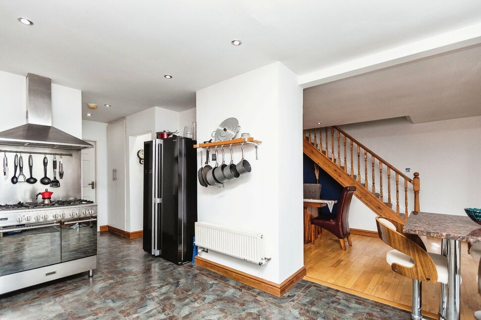 4 bedroom Semi Detached House for sale, Pendennis Avenue, South Elmsall