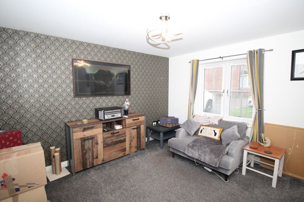 3 bedroom Detached House for sale, Orchid Drive, South Elmsall, WF9 £259,950