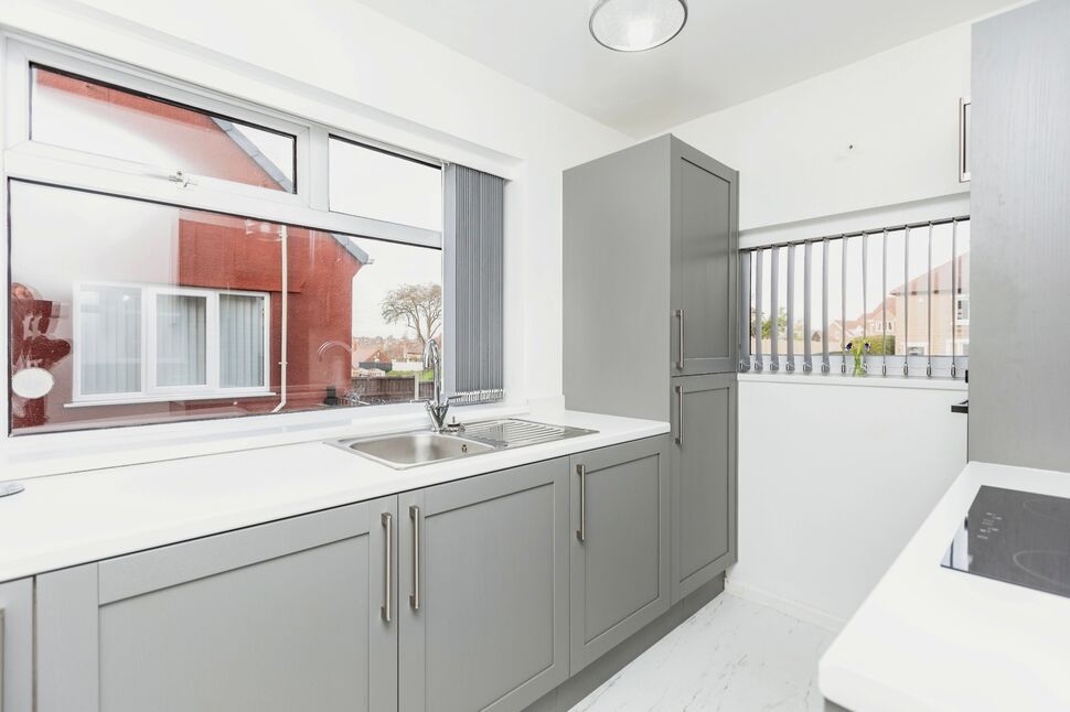 4 bedroom Mid Terrace Property for sale, Carleton Road, Pontefract, WF8