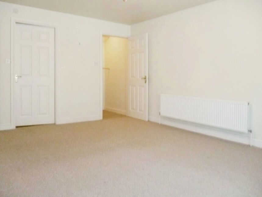 3 bedroom Detached Bungalow to rent, Mayors Walk, Pontefract, WF8 £