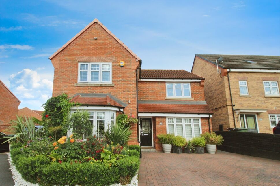 Main image of 4 bedroom Detached House to rent, Ilberts Way, Pontefract, West Yorkshire, WF8