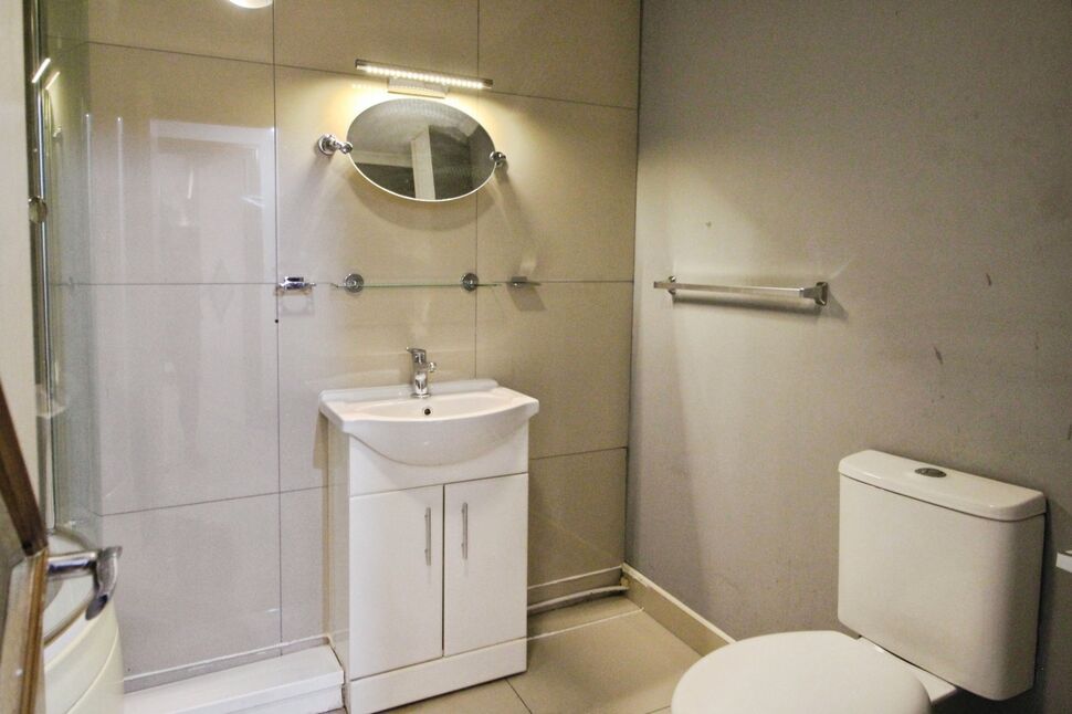 Bathroom / WC