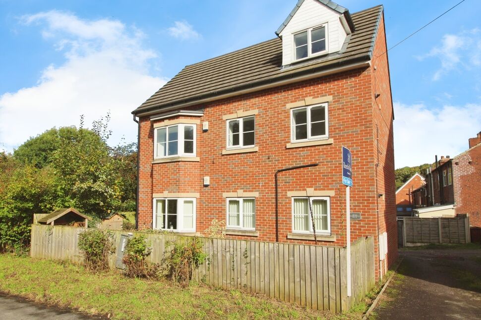 Main image of 2 bedroom  Flat to rent, Wakefield Road, Ackworth, Wakefield, WF7