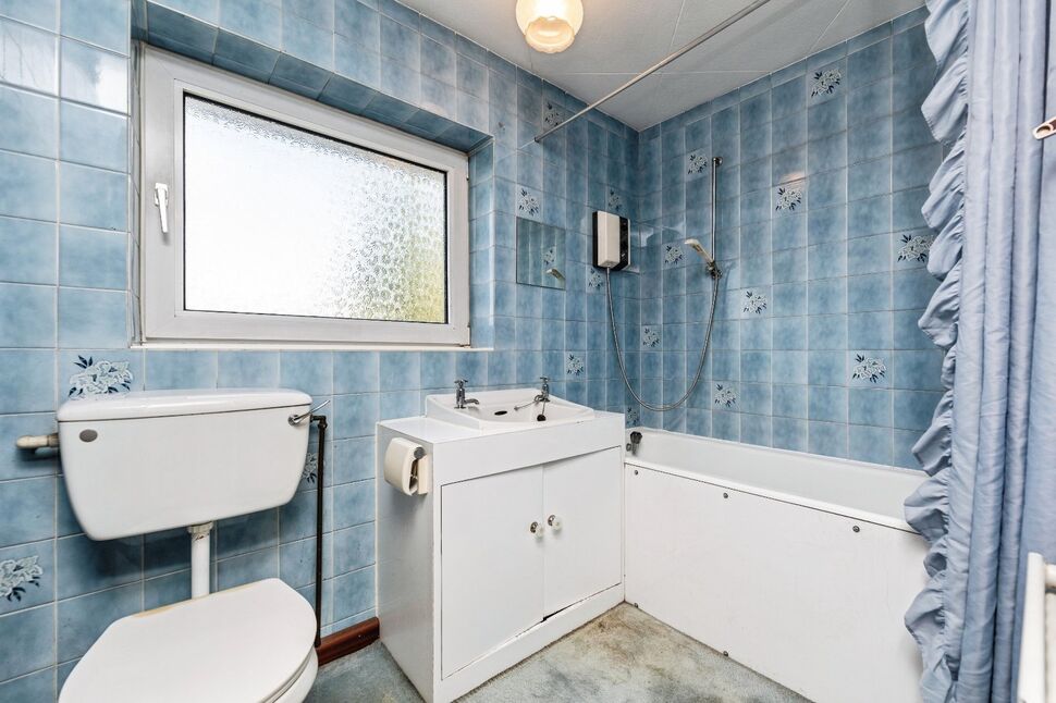 Bathroom / WC