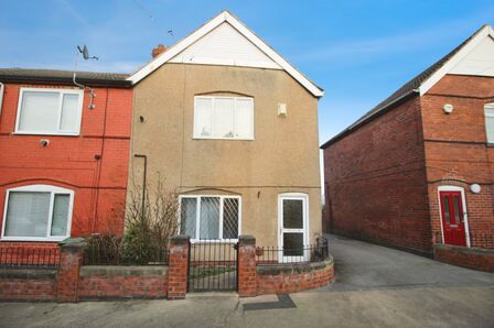 Cambridge Street, 3 bedroom End Terrace House for sale, £90,000