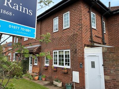 Chequerfield Road, 3 bedroom Semi Detached House for sale, £195,000
