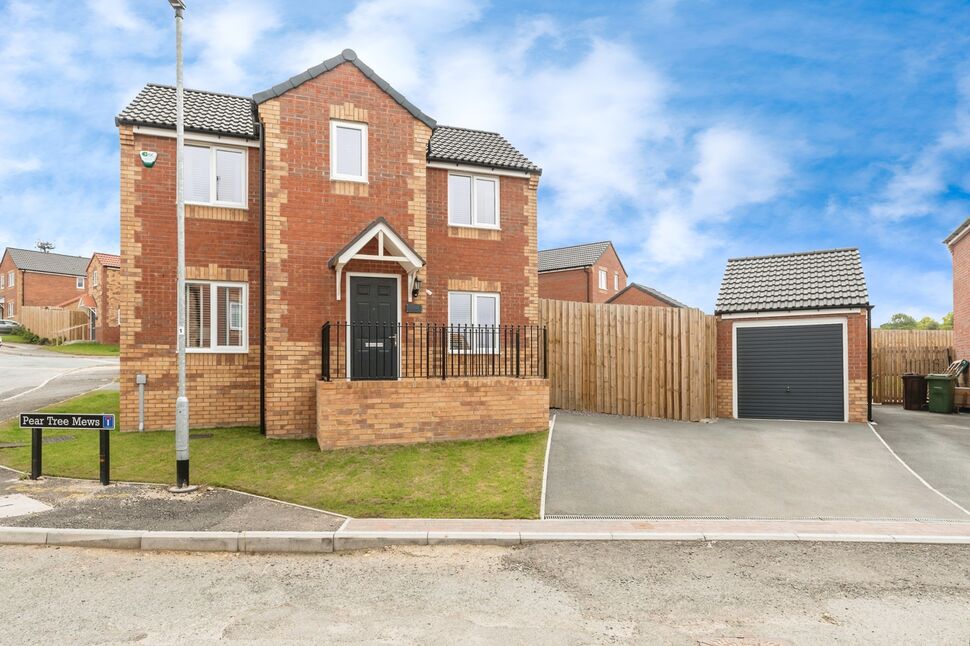 Main image of 3 bedroom Detached House for sale, Pear Tree Mews, Knottingley, West Yorkshire, WF11