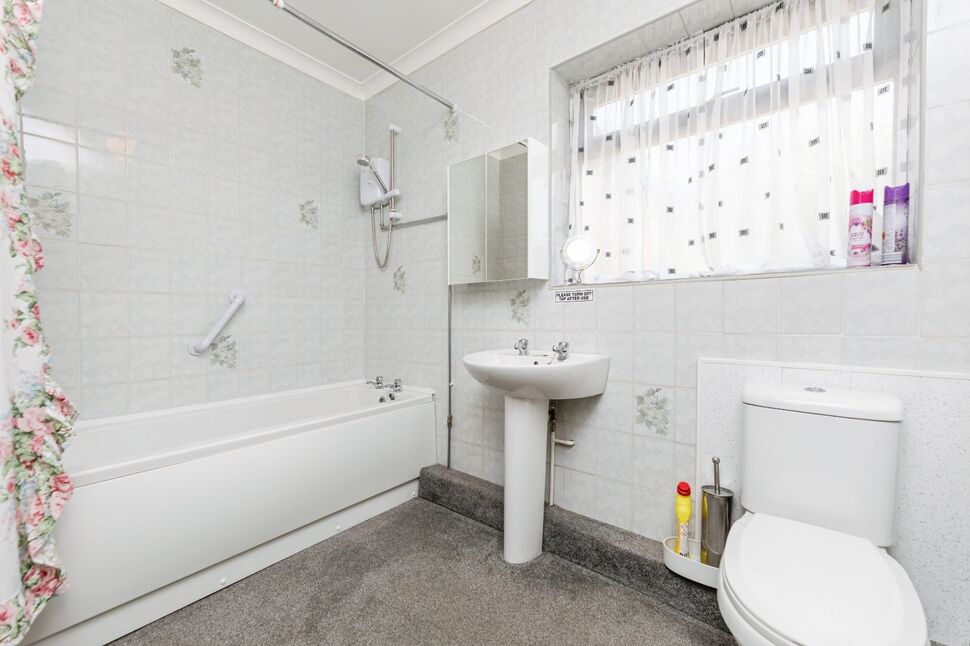 Bathroom / WC