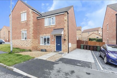 Seaton Crescent, 2 bedroom Semi Detached House to rent, £895 pcm